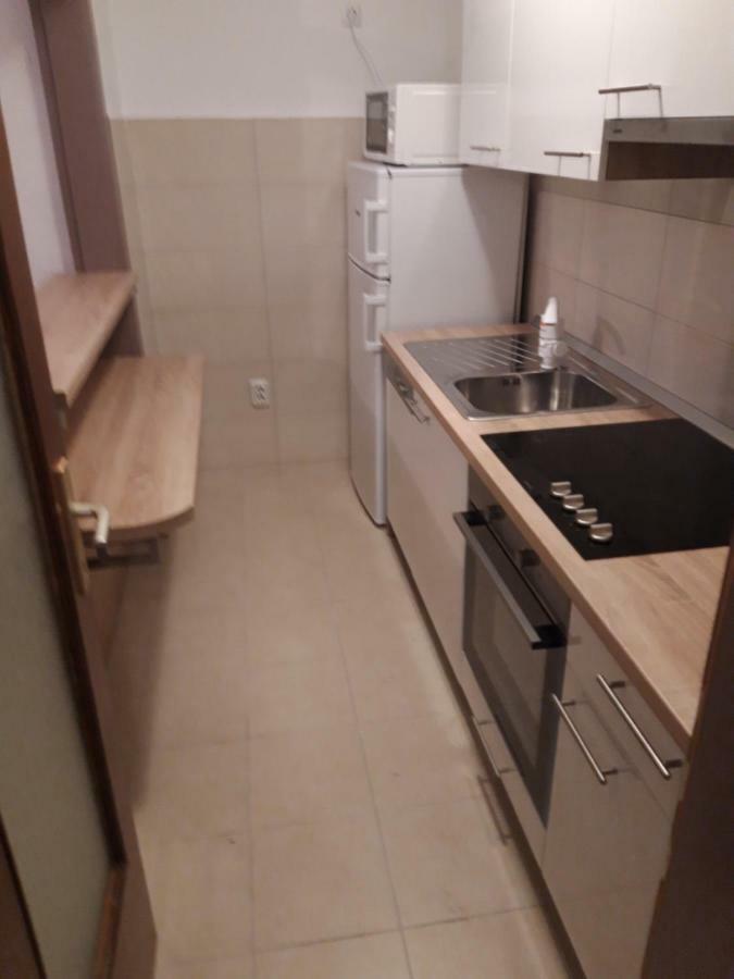 Apartman Centros Osijek Ngoại thất bức ảnh