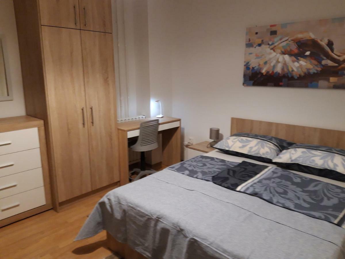 Apartman Centros Osijek Ngoại thất bức ảnh