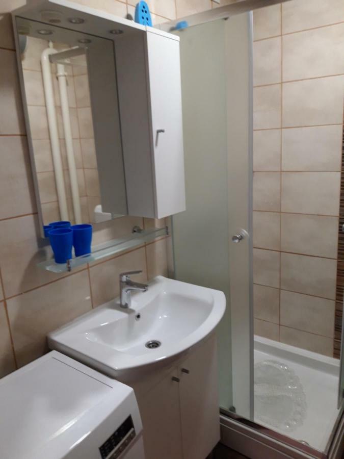 Apartman Centros Osijek Ngoại thất bức ảnh